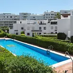 3 Bedroom Apartment, Next To The Beach, With Pool *